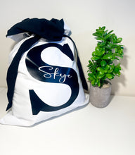 Load image into Gallery viewer, Luxury Personalised Santa Sacks