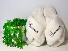 Load image into Gallery viewer, 'Amelia' Fluffy Slippers White