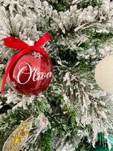 Load image into Gallery viewer, Personalised shatterproof bauble